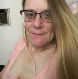 Meet your Posher, Debra